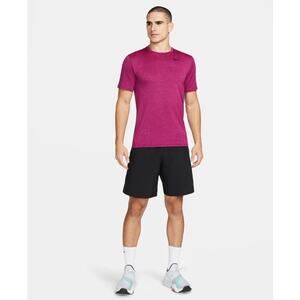 NWT Nike Men's Dri-Fit SS Utility Static Training Tee T-Shirt Team Maroon 2XL